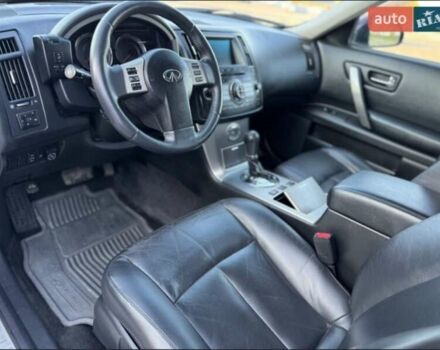 Серый Инфинити FX 35, объемом двигателя 3.5 л и пробегом 280 тыс. км за 8000 $, фото 6 на Automoto.ua