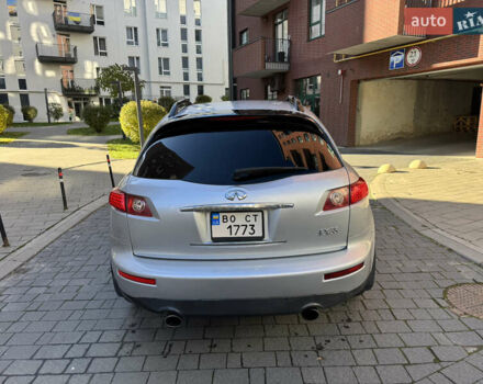 Серый Инфинити FX 35, объемом двигателя 3.5 л и пробегом 280 тыс. км за 7700 $, фото 11 на Automoto.ua