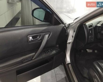 Серый Инфинити FX 35, объемом двигателя 3.5 л и пробегом 199 тыс. км за 12000 $, фото 6 на Automoto.ua