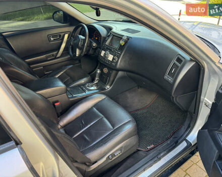 Серый Инфинити FX 35, объемом двигателя 3.5 л и пробегом 280 тыс. км за 7700 $, фото 17 на Automoto.ua