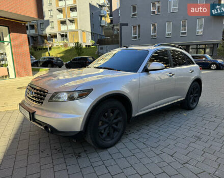 Серый Инфинити FX 35, объемом двигателя 3.5 л и пробегом 280 тыс. км за 7700 $, фото 1 на Automoto.ua