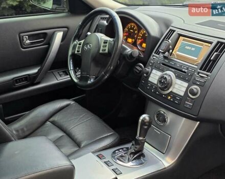 Серый Инфинити FX 35, объемом двигателя 3.5 л и пробегом 168 тыс. км за 8900 $, фото 27 на Automoto.ua