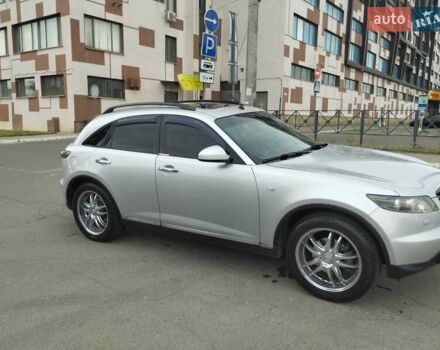 Серый Инфинити FX 35, объемом двигателя 3.5 л и пробегом 199 тыс. км за 12000 $, фото 2 на Automoto.ua