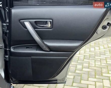 Серый Инфинити FX 35, объемом двигателя 3.5 л и пробегом 168 тыс. км за 8900 $, фото 21 на Automoto.ua