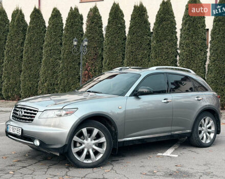 Серый Инфинити FX 35, объемом двигателя 3.5 л и пробегом 185 тыс. км за 7950 $, фото 4 на Automoto.ua