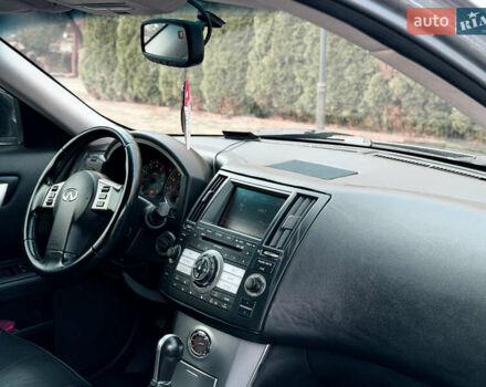 Серый Инфинити FX 35, объемом двигателя 3.5 л и пробегом 185 тыс. км за 7950 $, фото 16 на Automoto.ua