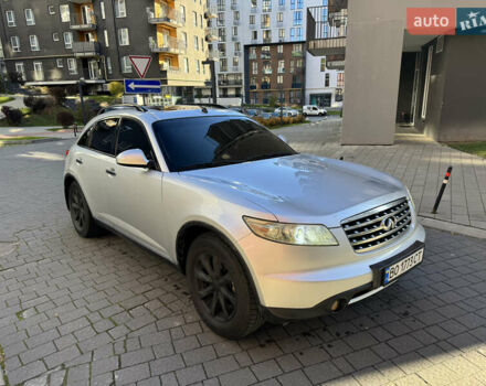 Серый Инфинити FX 35, объемом двигателя 3.5 л и пробегом 280 тыс. км за 7700 $, фото 7 на Automoto.ua