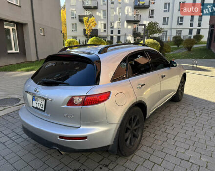 Серый Инфинити FX 35, объемом двигателя 3.5 л и пробегом 280 тыс. км за 7700 $, фото 2 на Automoto.ua