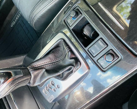 Серый Инфинити FX 35, объемом двигателя 3.5 л и пробегом 255 тыс. км за 11900 $, фото 8 на Automoto.ua