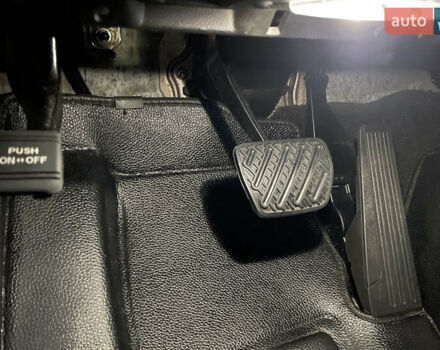 Серый Инфинити FX 35, объемом двигателя 3.5 л и пробегом 181 тыс. км за 14700 $, фото 10 на Automoto.ua