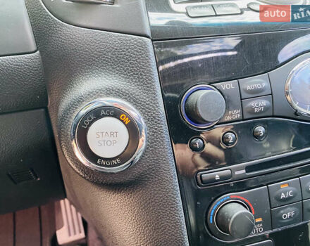 Серый Инфинити FX 35, объемом двигателя 3.5 л и пробегом 255 тыс. км за 11900 $, фото 38 на Automoto.ua