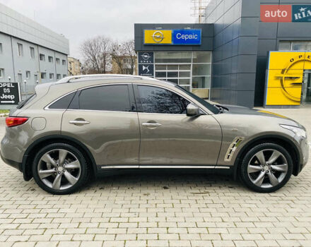 Серый Инфинити FX 35, объемом двигателя 3.5 л и пробегом 257 тыс. км за 11999 $, фото 10 на Automoto.ua