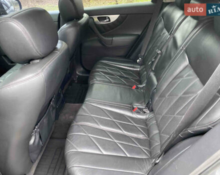 Серый Инфинити FX 35, объемом двигателя 3.5 л и пробегом 257 тыс. км за 11999 $, фото 15 на Automoto.ua