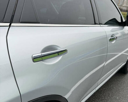 Серый Инфинити FX 35, объемом двигателя 3.5 л и пробегом 128 тыс. км за 10700 $, фото 26 на Automoto.ua