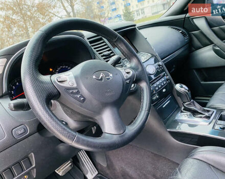 Серый Инфинити FX 35, объемом двигателя 3.5 л и пробегом 257 тыс. км за 11999 $, фото 37 на Automoto.ua
