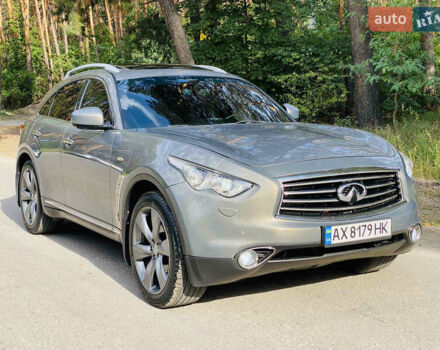 Серый Инфинити FX 35, объемом двигателя 3.5 л и пробегом 255 тыс. км за 11900 $, фото 20 на Automoto.ua