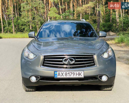 Серый Инфинити FX 35, объемом двигателя 3.5 л и пробегом 255 тыс. км за 11900 $, фото 22 на Automoto.ua