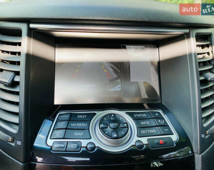 Серый Инфинити FX 35, объемом двигателя 3.5 л и пробегом 255 тыс. км за 11900 $, фото 7 на Automoto.ua