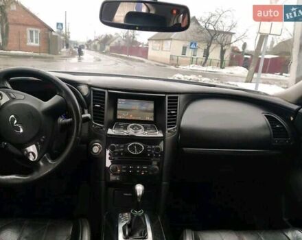 Сірий Інфініті FX 35, об'ємом двигуна 3.5 л та пробігом 157 тис. км за 13500 $, фото 6 на Automoto.ua