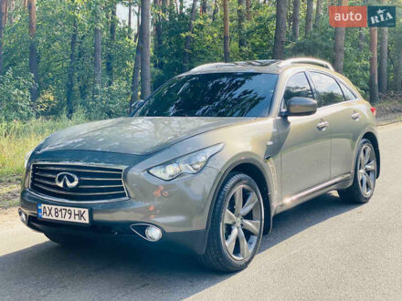 Сірий Інфініті FX 35, об'ємом двигуна 3.5 л та пробігом 255 тис. км за 11900 $, фото 1 на Automoto.ua