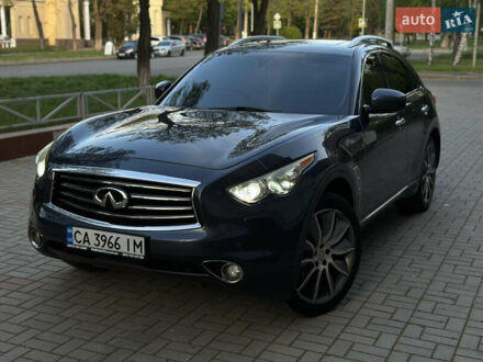 Инфинити FX 35 2008 в Краматорске на Automoto.ua Синий Инфинити FX 35, объемом двигателя 3.5 л и пробегом 180 тыс. км за 12000 $, фото 1 на Automoto.ua