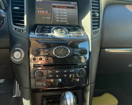 Инфинити FX 35 2008 в Днепре (Днепропетровске) на Automoto.ua Оранжевый Инфинити FX 35, объемом двигателя 3.5 л и пробегом 235 тыс. км за 12999 $, фото 5 на Automoto.ua