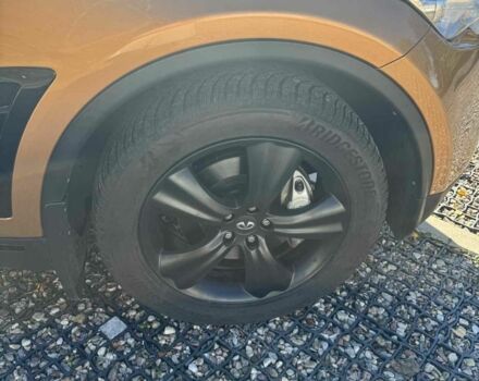 Инфинити FX 35 2008 в Днепре (Днепропетровске) на Automoto.ua Оранжевый Инфинити FX 35, объемом двигателя 3.5 л и пробегом 235 тыс. км за 12999 $, фото 4 на Automoto.ua