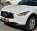 Белый Инфинити FX 37, объемом двигателя 3.7 л и пробегом 120 тыс. км за 18290 $, фото 3 на Automoto.ua