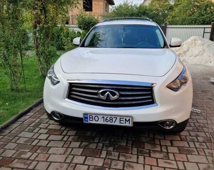 Белый Инфинити FX 37, объемом двигателя 3.7 л и пробегом 183 тыс. км за 16400 $, фото 15 на Automoto.ua