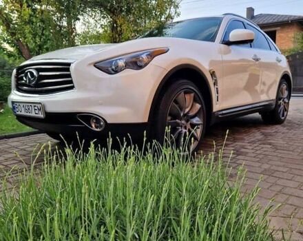 Белый Инфинити FX 37, объемом двигателя 3.7 л и пробегом 183 тыс. км за 16400 $, фото 34 на Automoto.ua