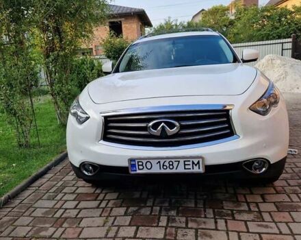 Белый Инфинити FX 37, объемом двигателя 3.7 л и пробегом 183 тыс. км за 16400 $, фото 13 на Automoto.ua
