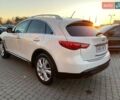 Білий Інфініті FX 37, об'ємом двигуна 3.7 л та пробігом 154 тис. км за 14900 $, фото 6 на Automoto.ua