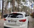 Белый Инфинити FX 37, объемом двигателя 3.7 л и пробегом 160 тыс. км за 14900 $, фото 4 на Automoto.ua