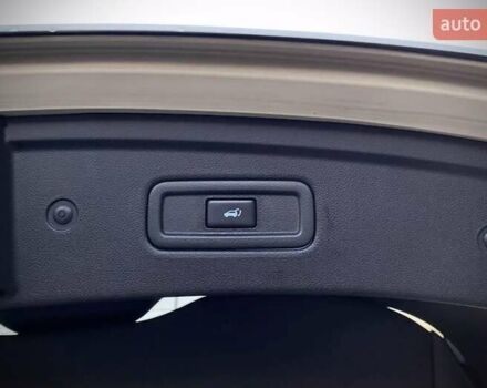 Белый Инфинити FX 37, объемом двигателя 3.7 л и пробегом 160 тыс. км за 14900 $, фото 24 на Automoto.ua