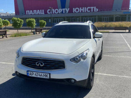 Инфинити FX 37 2011 в Запорожье на Automoto.ua Белый Инфинити FX 37, объемом двигателя 3.7 л и пробегом 193 тыс. км за 15999 $, фото 1 на Automoto.ua