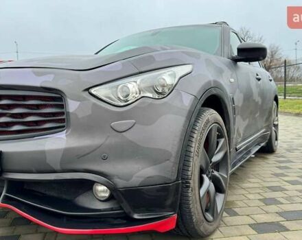 Чорний Інфініті FX 37, об'ємом двигуна 3.7 л та пробігом 321 тис. км за 13000 $, фото 10 на Automoto.ua