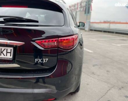 Чорний Інфініті FX 37, об'ємом двигуна 3.7 л та пробігом 201 тис. км за 14700 $, фото 10 на Automoto.ua