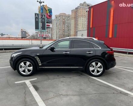 Чорний Інфініті FX 37, об'ємом двигуна 3.7 л та пробігом 201 тис. км за 14700 $, фото 7 на Automoto.ua