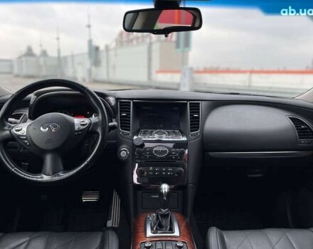 Чорний Інфініті FX 37, об'ємом двигуна 3.7 л та пробігом 201 тис. км за 14700 $, фото 27 на Automoto.ua