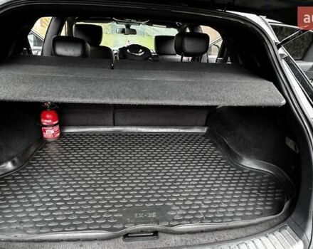 Чорний Інфініті FX 37, об'ємом двигуна 3.7 л та пробігом 321 тис. км за 13000 $, фото 16 на Automoto.ua