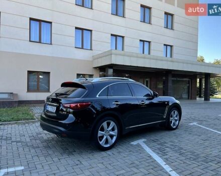 Черный Инфинити FX 37, объемом двигателя 3.7 л и пробегом 183 тыс. км за 14850 $, фото 10 на Automoto.ua