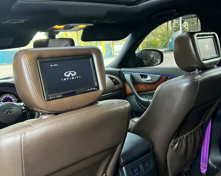 Черный Инфинити FX 37, объемом двигателя 3.7 л и пробегом 190 тыс. км за 16800 $, фото 18 на Automoto.ua