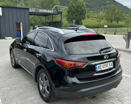 Черный Инфинити FX 37, объемом двигателя 3.7 л и пробегом 145 тыс. км за 18000 $, фото 17 на Automoto.ua