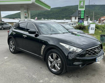 Черный Инфинити FX 37, объемом двигателя 3.7 л и пробегом 145 тыс. км за 18000 $, фото 1 на Automoto.ua