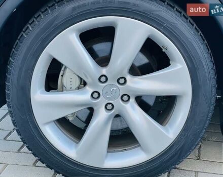 Черный Инфинити FX 37, объемом двигателя 3.7 л и пробегом 183 тыс. км за 14850 $, фото 27 на Automoto.ua