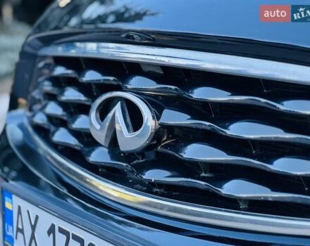 Черный Инфинити FX 37, объемом двигателя 3.7 л и пробегом 183 тыс. км за 14850 $, фото 28 на Automoto.ua