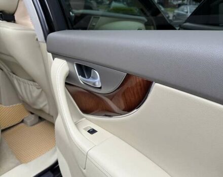 Черный Инфинити FX 37, объемом двигателя 3.7 л и пробегом 145 тыс. км за 20000 $, фото 16 на Automoto.ua