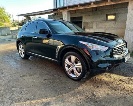 Черный Инфинити FX 37, объемом двигателя 3.7 л и пробегом 120 тыс. км за 12500 $, фото 1 на Automoto.ua