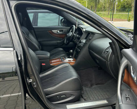 Черный Инфинити FX 37, объемом двигателя 3.7 л и пробегом 145 тыс. км за 18000 $, фото 34 на Automoto.ua