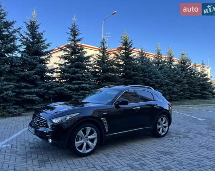 Черный Инфинити FX 37, объемом двигателя 3.7 л и пробегом 183 тыс. км за 14850 $, фото 4 на Automoto.ua